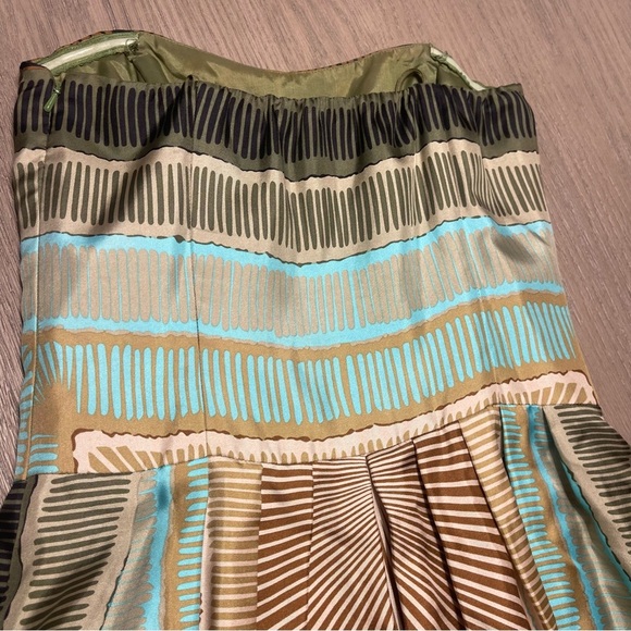 Nicole Miller 100% Silk Bohemain Strapless Mini Dress Sz 2 Aztec Multicolor - Picture 8 of 13